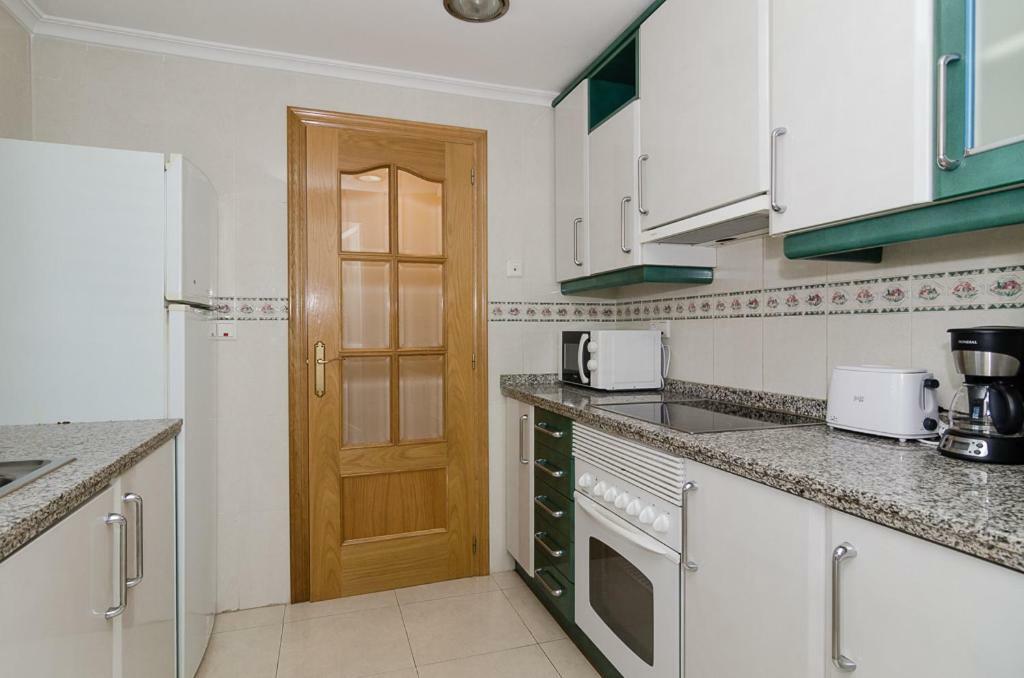 Comfortable Apartment In Бенидорм Екстериор снимка